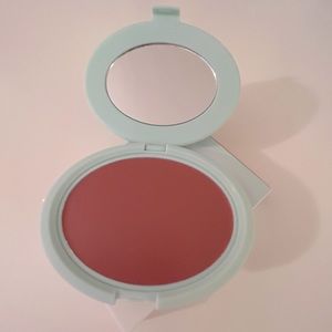 TARTE- Breezy Cream Brush